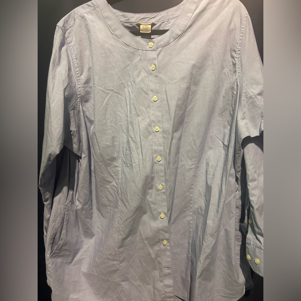 Duluth Trading Co Blue Button-Up Shirt